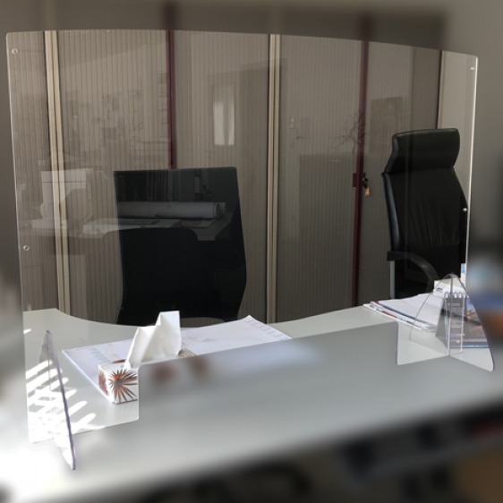 Vente et pose de plexiglass transparent pas cher pour protection de bureau  sur Monaco - Plexi Boat